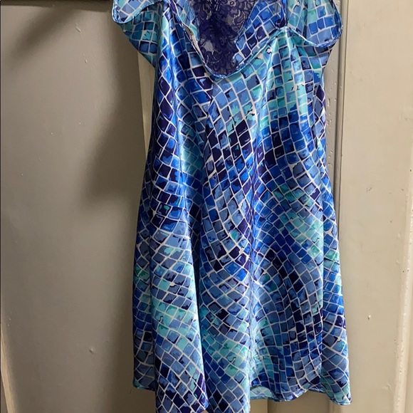 Victoria’s Secret nightie - Picture 3 of 5